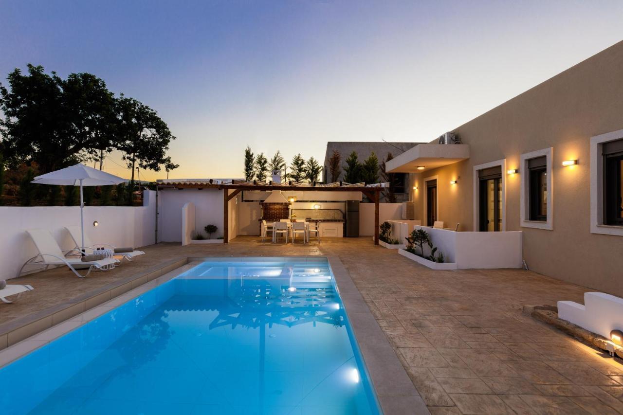 Aerin Villa, A Sublime Sanctuary, By Thinkvilla Roupai Exterior foto